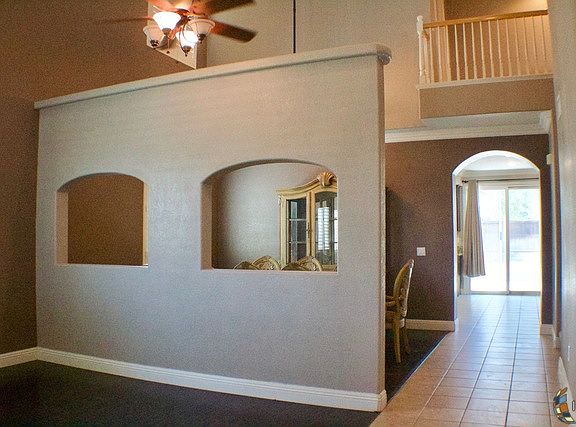 3rd image of 865 Willard Ave