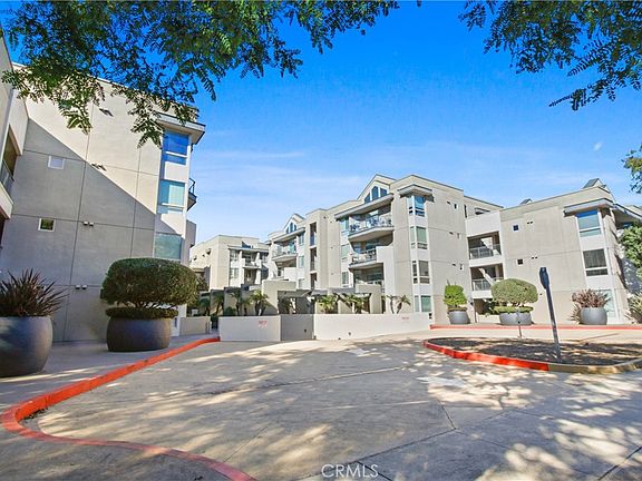 2nd image of 13044 Pacific Promenade