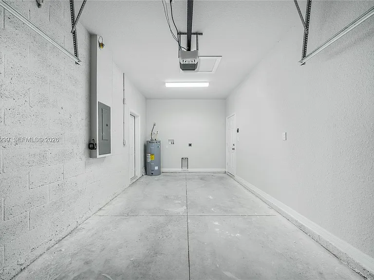 1407 Las Villas Blvd — Photo 13
