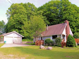 7203 Valley Rd, Honor, MI 49640