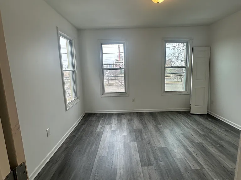 135 James St #2 — Photo 12