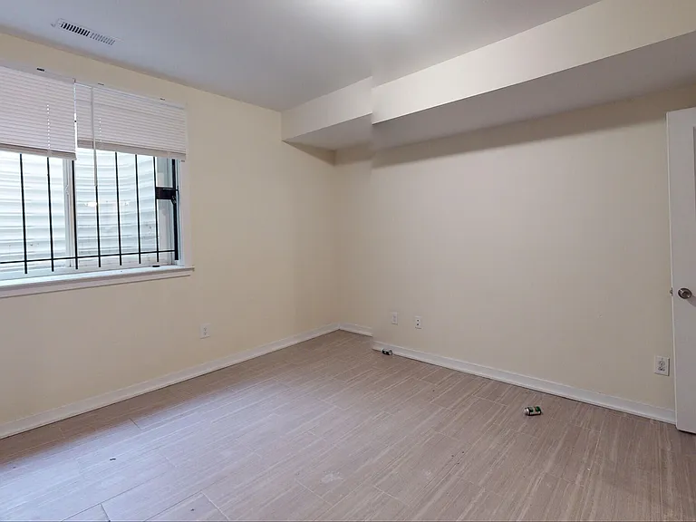 1526 N Carlisle St — Photo 12