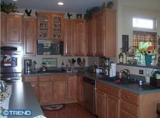 106 Dillons Ln, Mullica Hill, NJ 08062