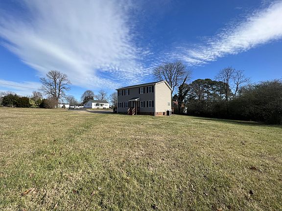 4th image of 1015 Combs Cove Dr