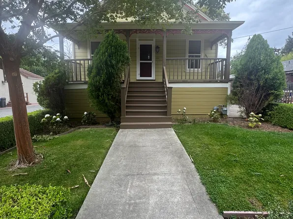 261 Randolph St, Napa, CA 94559