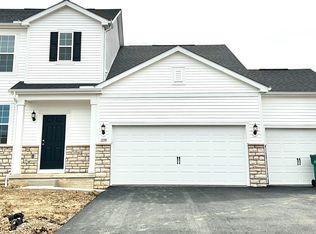 1339 Andean Dr, Lockbourne, OH 43137