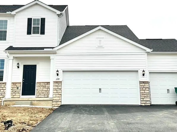 1339 Andean Dr, Lockbourne, OH 43137