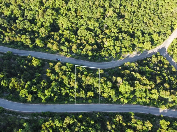 000 Shaylas Way, Hollister, MO 65672