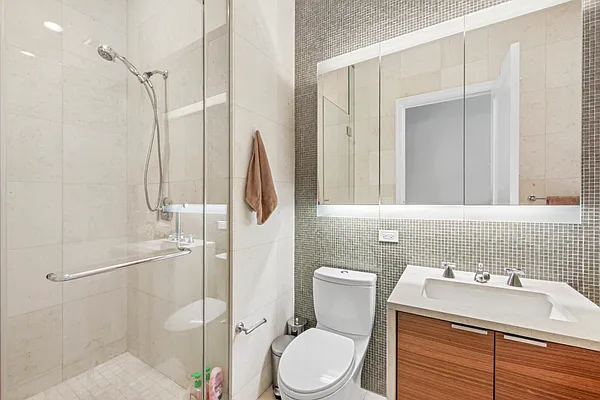 Rented by Level Group | media 26