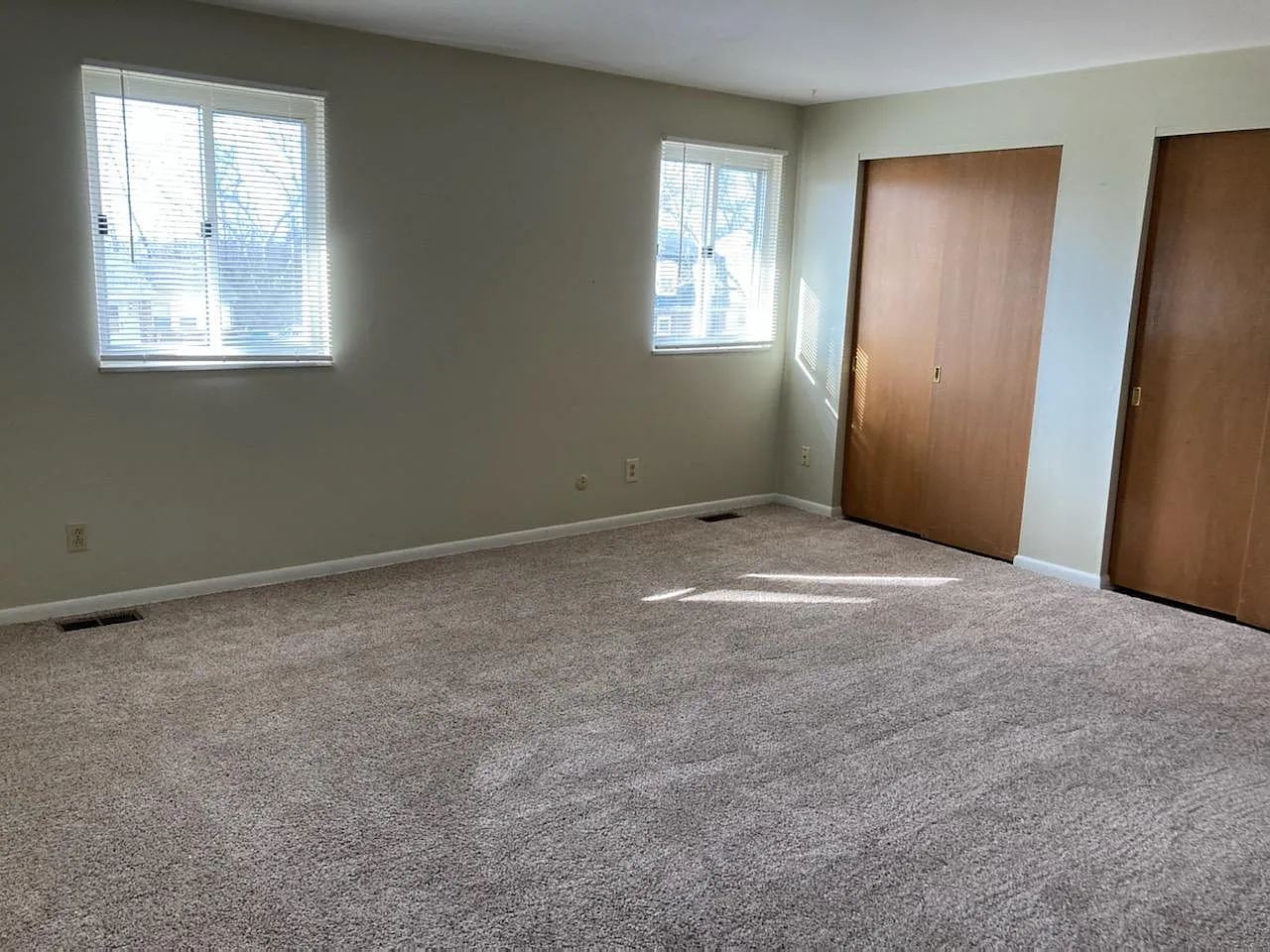 3 bed, 1.5 bath, 1308 sqft, $1,295 — Photo 4
