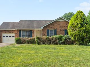 3449 Melrose Dr, Clarksville, TN 37042