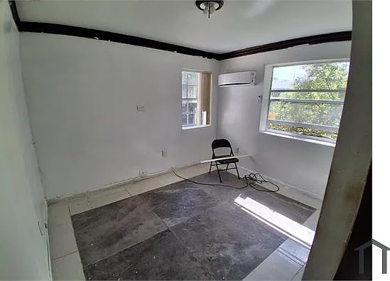 759 S Biscayne River Dr #B — Photo 5