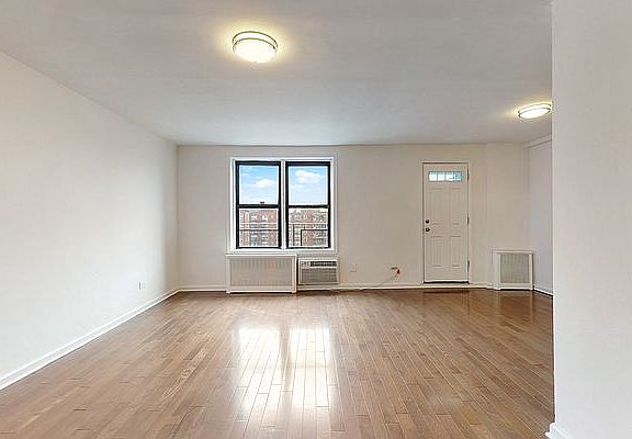 3rd image of 56-11 94th St #6R