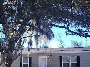 74 Amber Ct, Cottageville, SC 29435