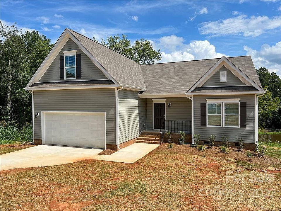 1st image of 133 Sandtrap Dr