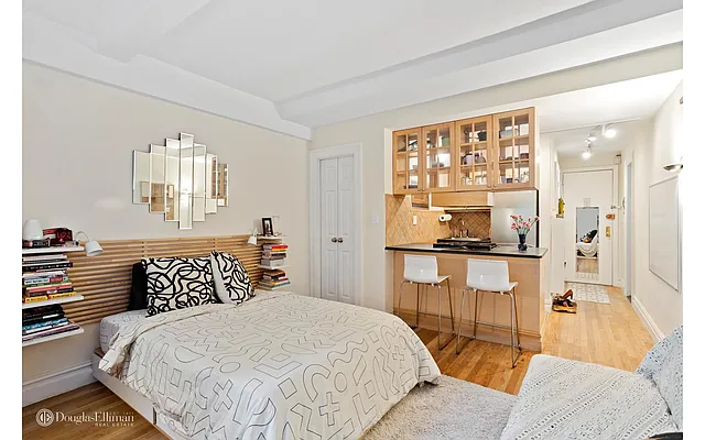 Rented by Douglas Elliman | media 2