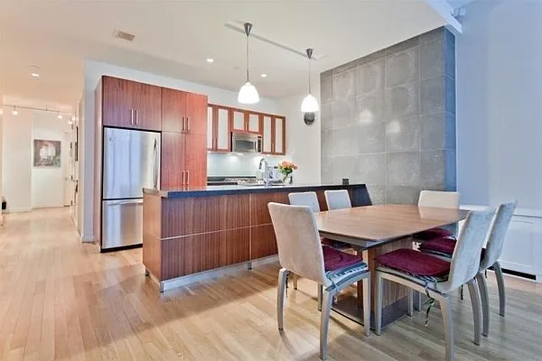 Rented by Carini Group | media 35