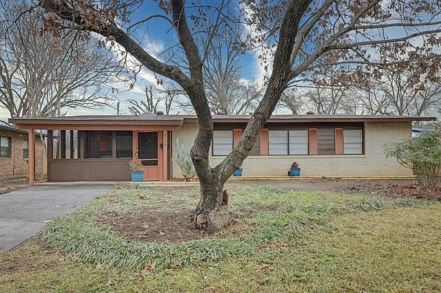 1st image of 2119 Marilyn Ln