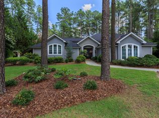 82 Glasgow Dr, Pinehurst, NC 28374