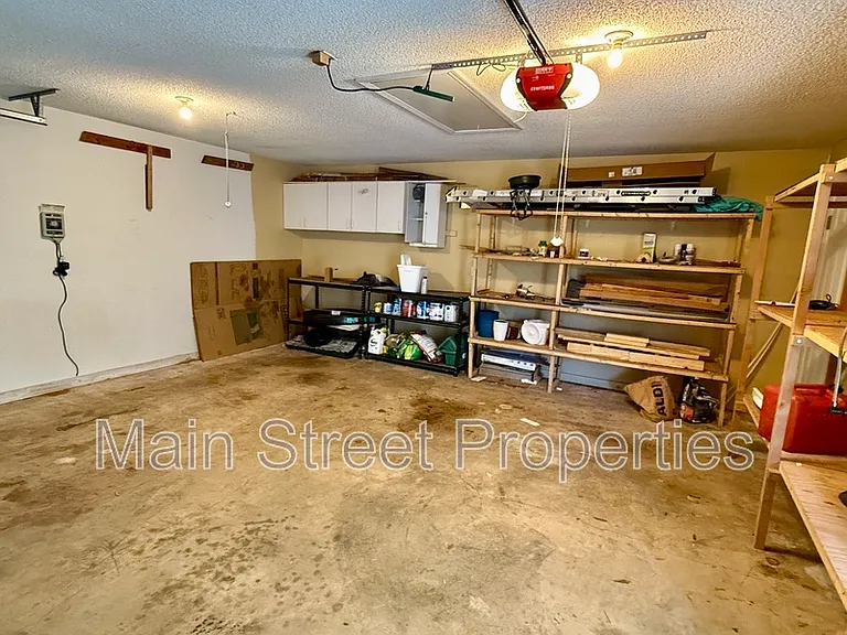 2121 Pin High Dr — Photo 26