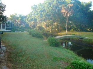 1600 Robbins Rd, Nokomis, FL 34275