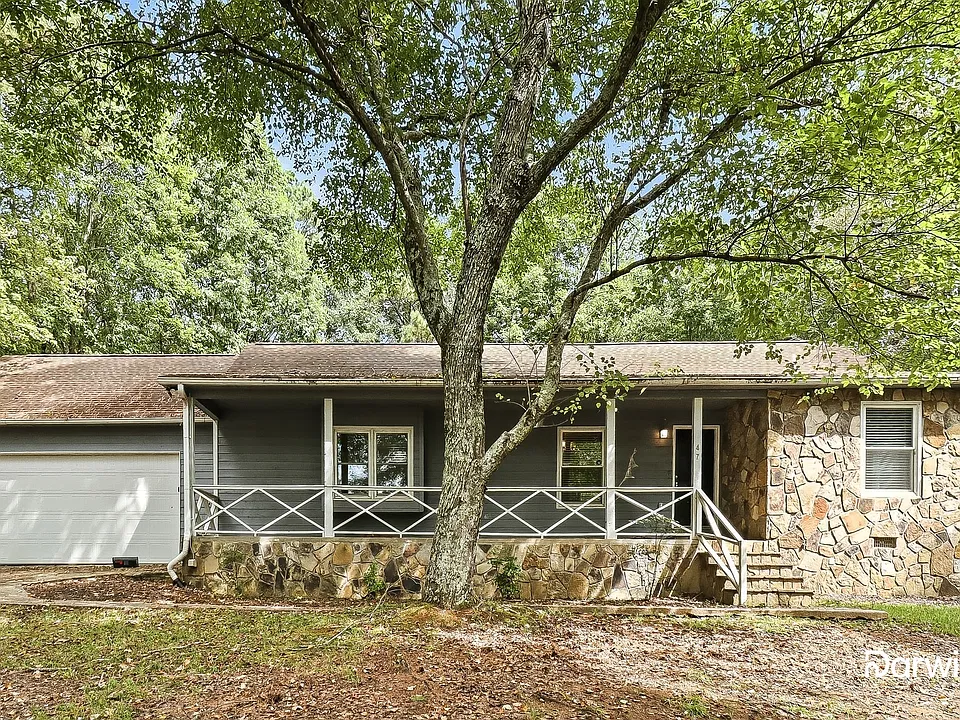 47 Walker Rd