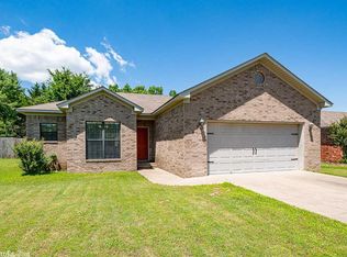 10 Dallas Ln, Vilonia, AR 72173