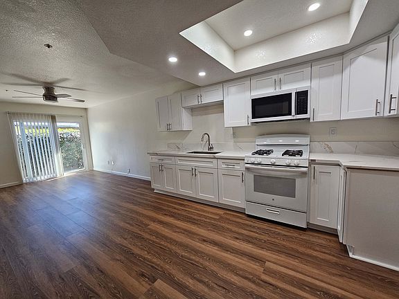 4th image of 821 S Claudina St APT 1