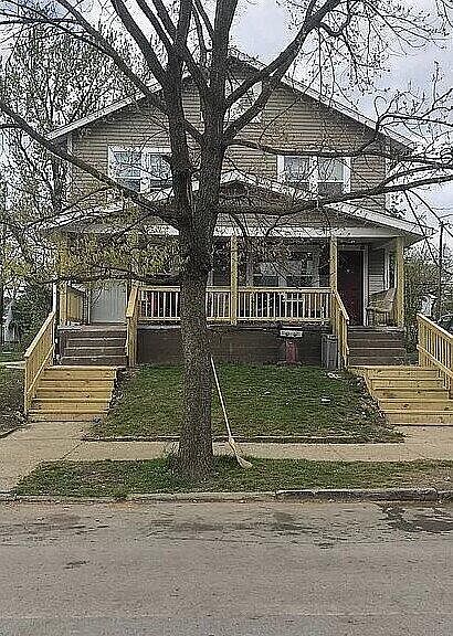 1st image of 1028 E 15th Ave