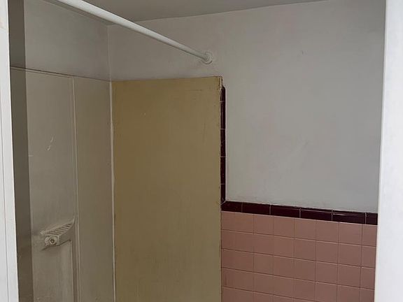 2nd image of 616 Macdade Blvd