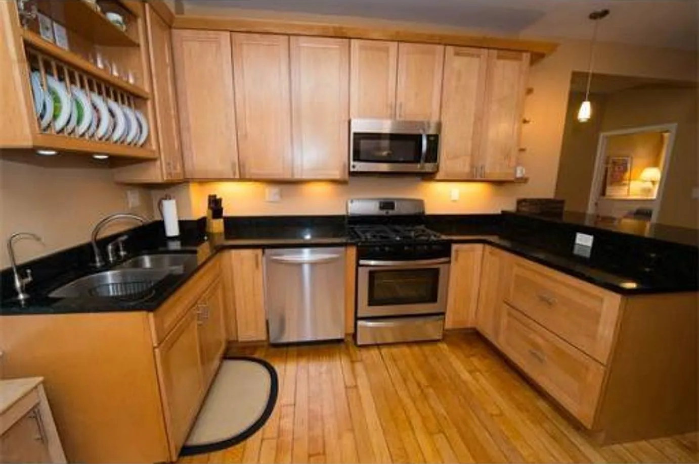 Renovated Allston 3 Bed/2 Bath With In-Unit Laundry — Photo 1