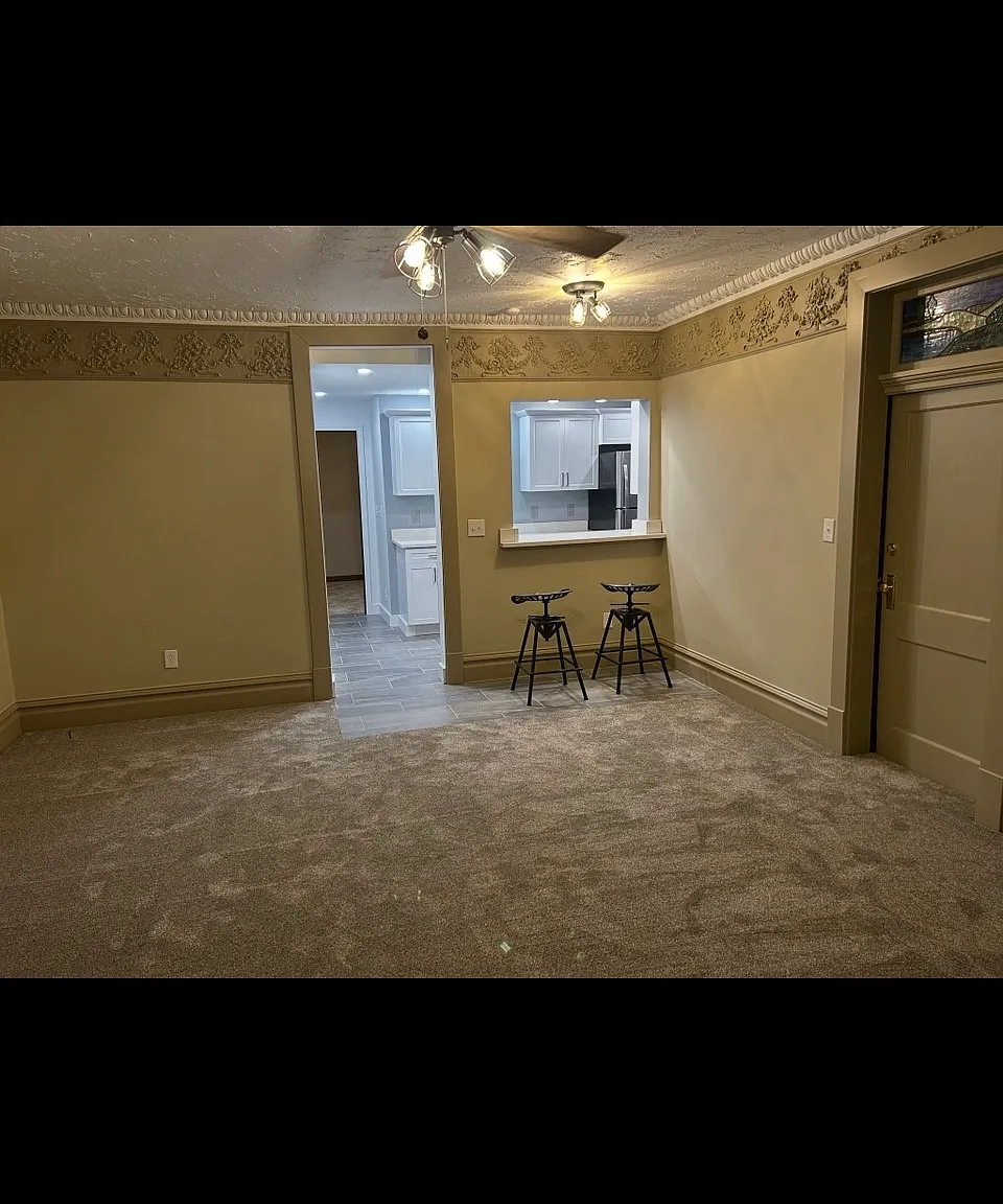 1 bed, $995 — Photo 4