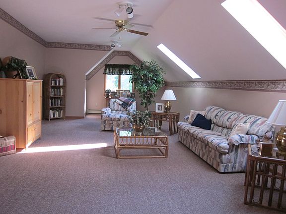 15.5 X 35.2 (545.6 Sq. Ft.) 