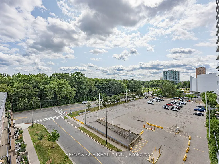 25 Town Centre Ct #808 — Photo 29