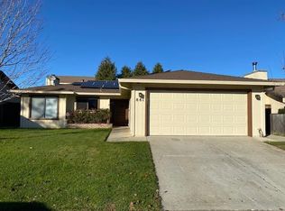 881 Welburn Ave, Gilroy, CA 95020