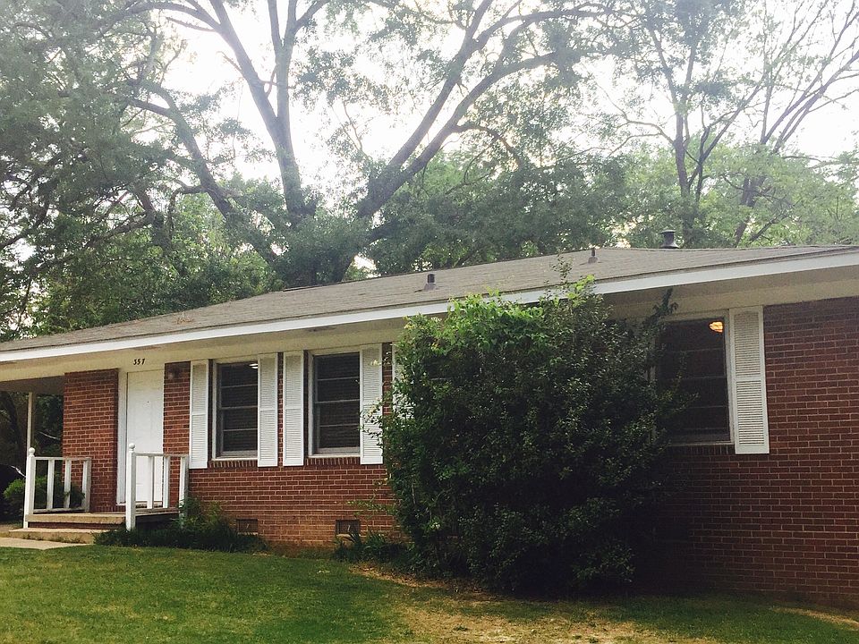 357 Village Dr
