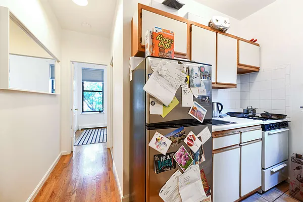 Rented by J Misrahi Realty Corp | media 4