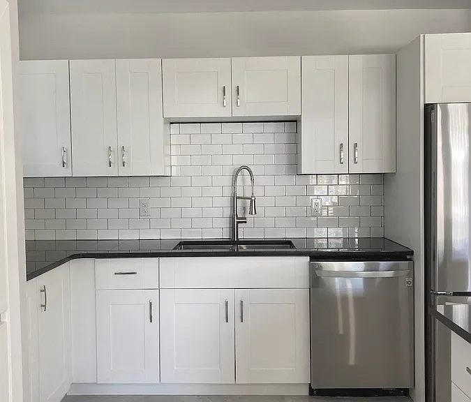 681 Partington Ave #MAIN — Photo 4