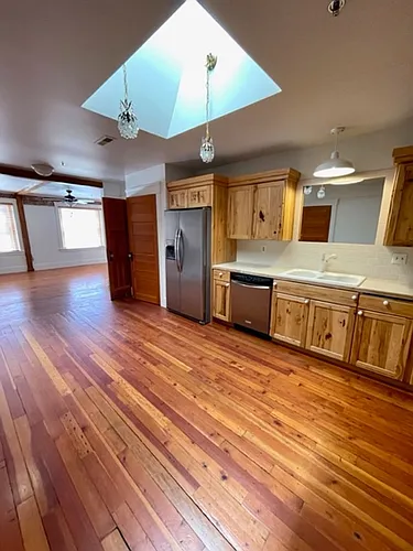 Bond St., 1033 NW - 01033-BOND Photo 1