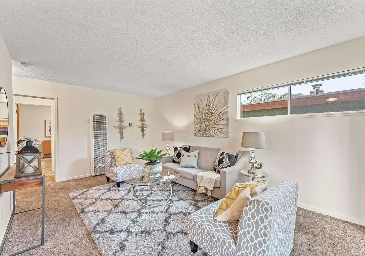 Utilities Included! Montclair 1BD/1BA w/ Parking & Private Deck — Photo 2