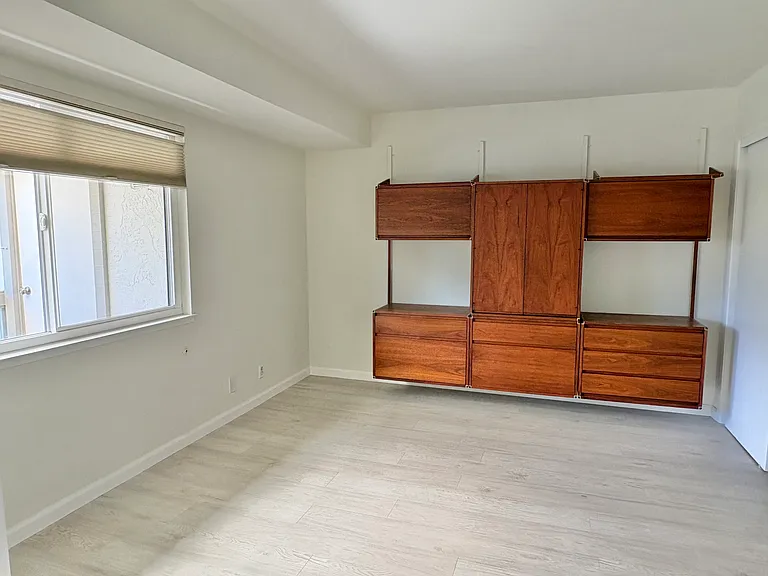 5275 Cribari Cor — Photo 12