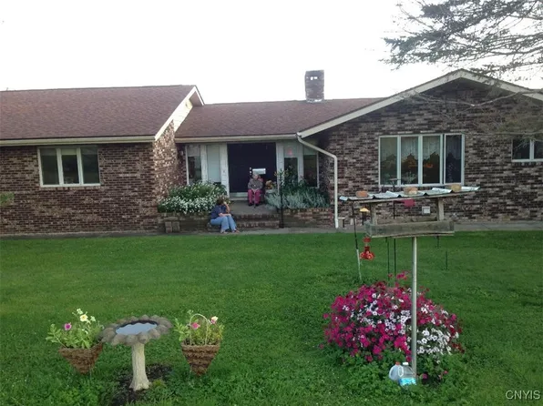 143 Lake Rd, West Winfield, NY 13491