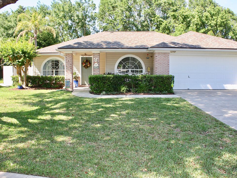 1st image of 12747 Avalon Cove Dr N