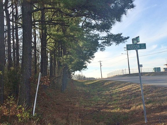 3rd image of 1822 Hwy 351