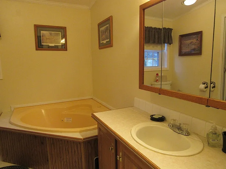 2 Heather Ln — Photo 17