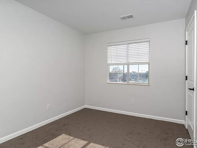 13012 Harrison Dr — Photo 13