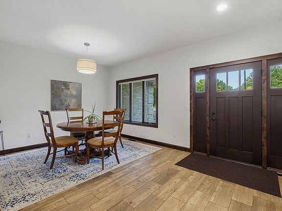3rd image of 2580 Brinkhaus St
