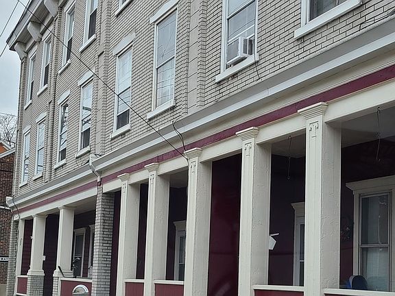 2nd image of 110-118 E Center St #302