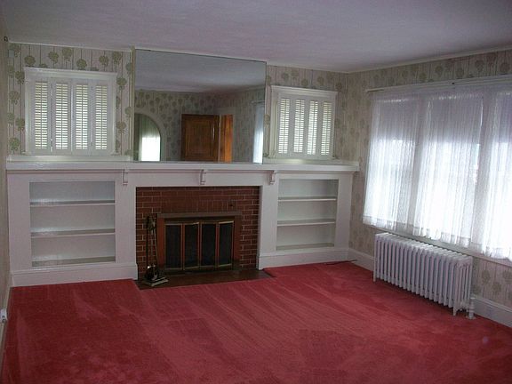 Living Room--Charming!