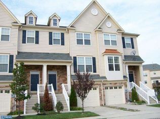 57 Tailor Ln, Sicklerville, NJ 08081